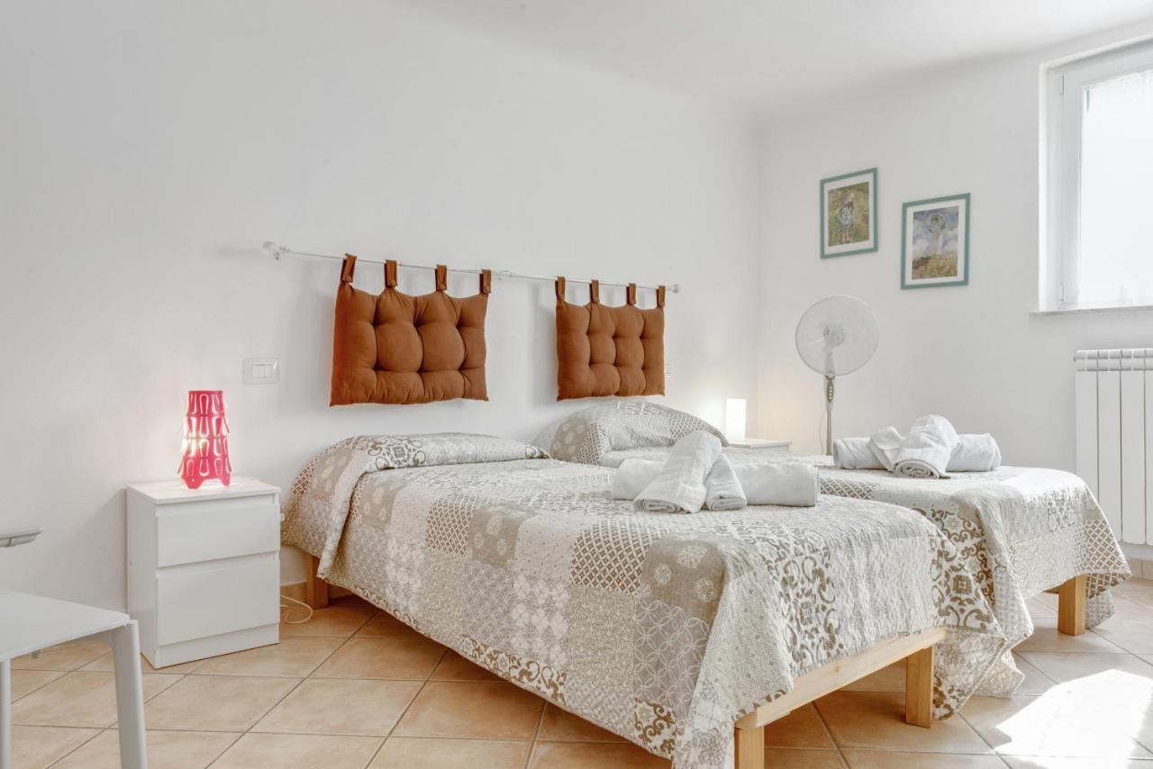 La Spezia Migliarina Bedrooms Bagian luar foto