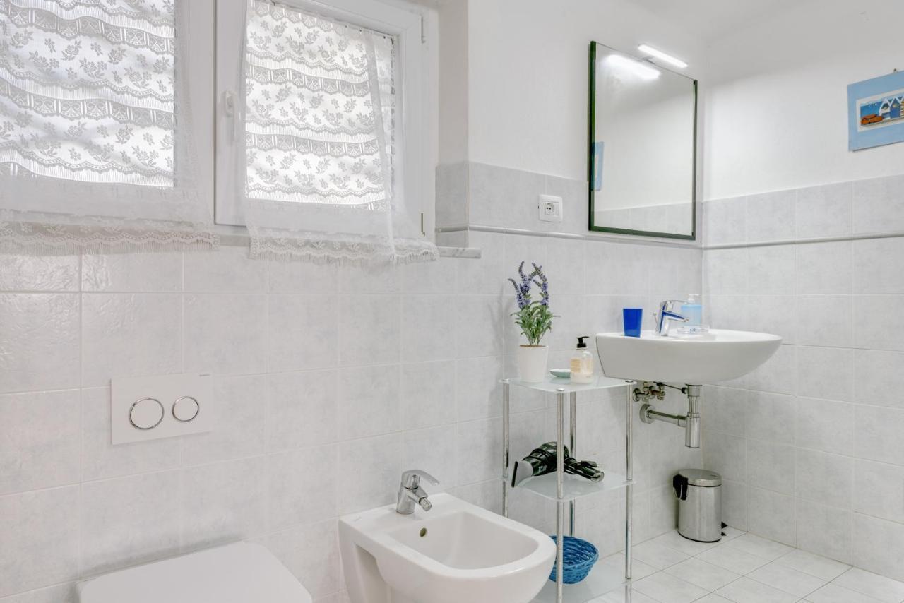La Spezia Migliarina Bedrooms Bagian luar foto