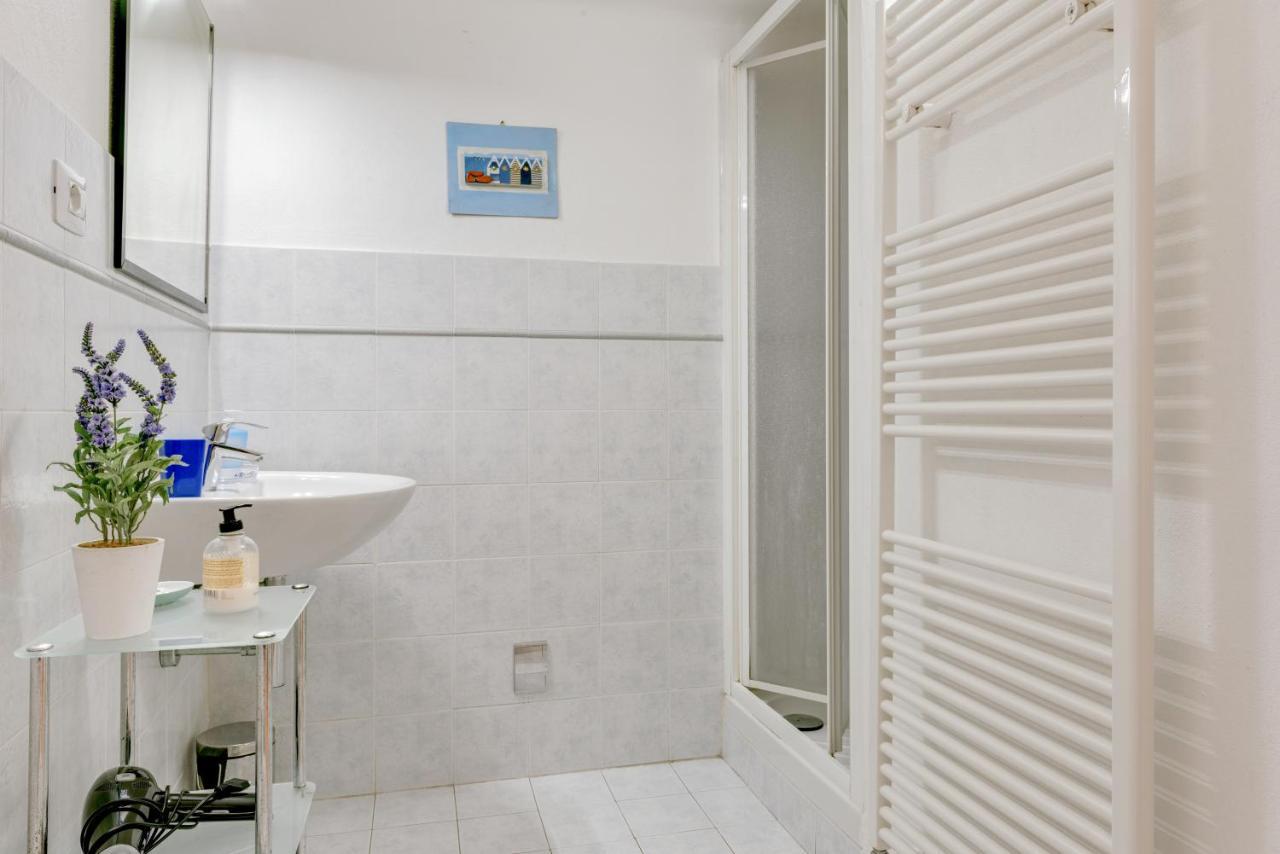La Spezia Migliarina Bedrooms Bagian luar foto